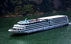 长江三峡旅游船
